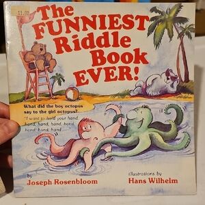 The Funniest Riddle Book Ever - Multicolor